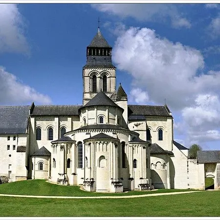 Charmante Maison Fontevraud-l'Abbaye Exterior photo