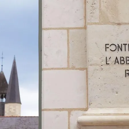 Charmante Maison Fontevraud-l'Abbaye Exterior photo
